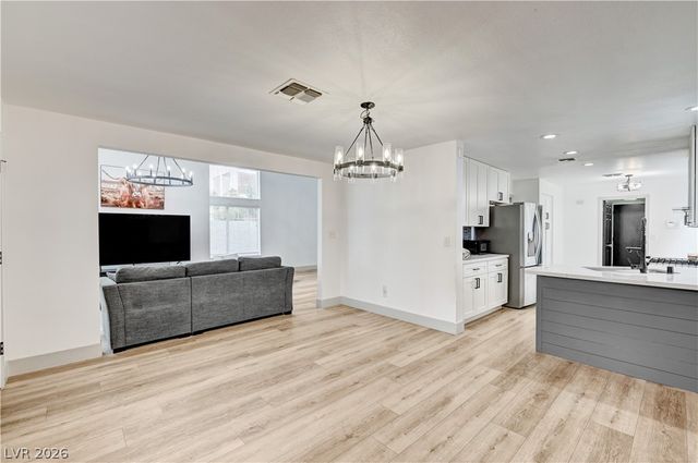 9733 Fern Canyon Avenue, Las Vegas, NV 89117