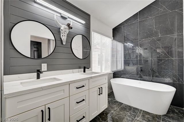 9733 Fern Canyon Avenue, Las Vegas, NV 89117