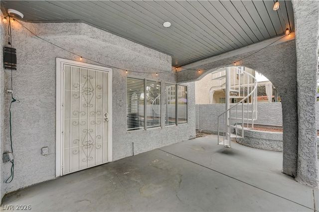 9733 Fern Canyon Avenue, Las Vegas, NV 89117