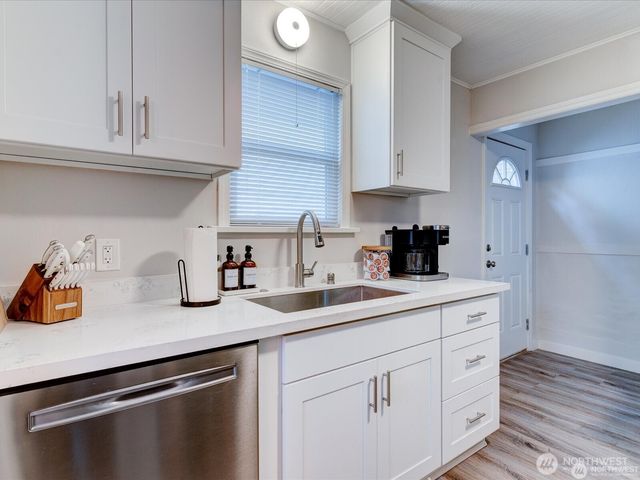 1626 39th Avenue E, Seattle, WA 98112
