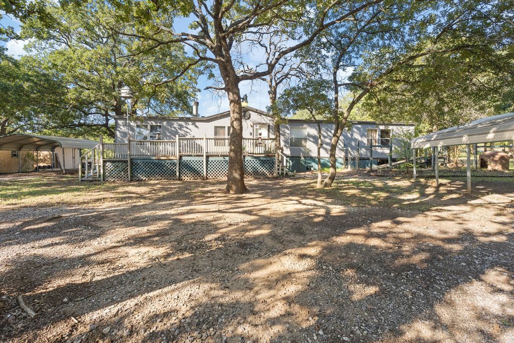 3104 Rolling Oaks Drive, Cleburne, TX 76031 — exterior