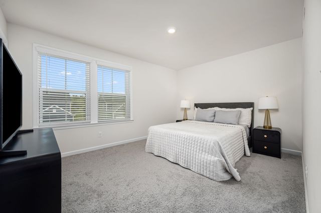 523 Kemp Dr, Hermitage, TN 37076