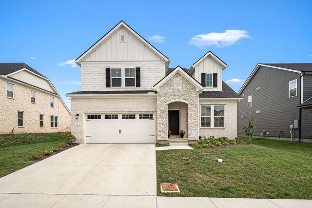 523 Kemp Dr, Hermitage, TN 37076