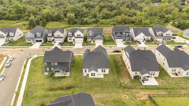 523 Kemp Dr, Hermitage, TN 37076