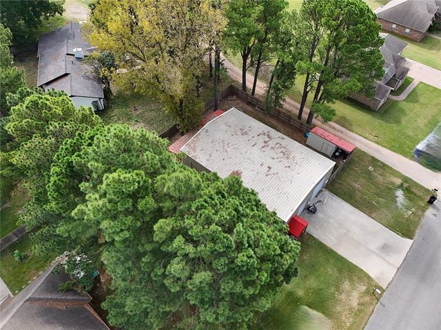 1745 Viney Grove Road, Prairie Grove, AR 72753