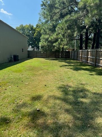 1745 Viney Grove Road, Prairie Grove, AR 72753