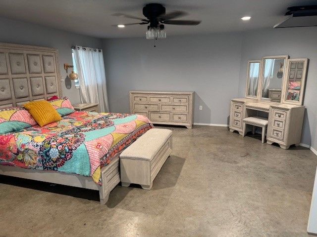 1745 Viney Grove Road, Prairie Grove, AR 72753