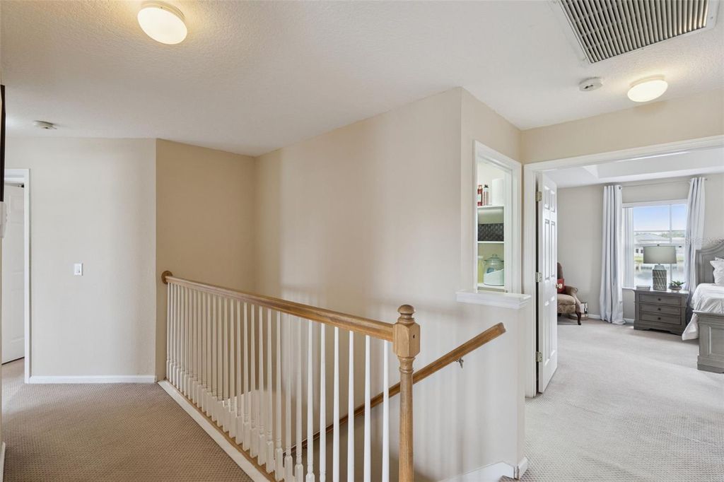Image 19 of property listing at 12202 ACCIPITER DRIVE, Orlando, FL 32837