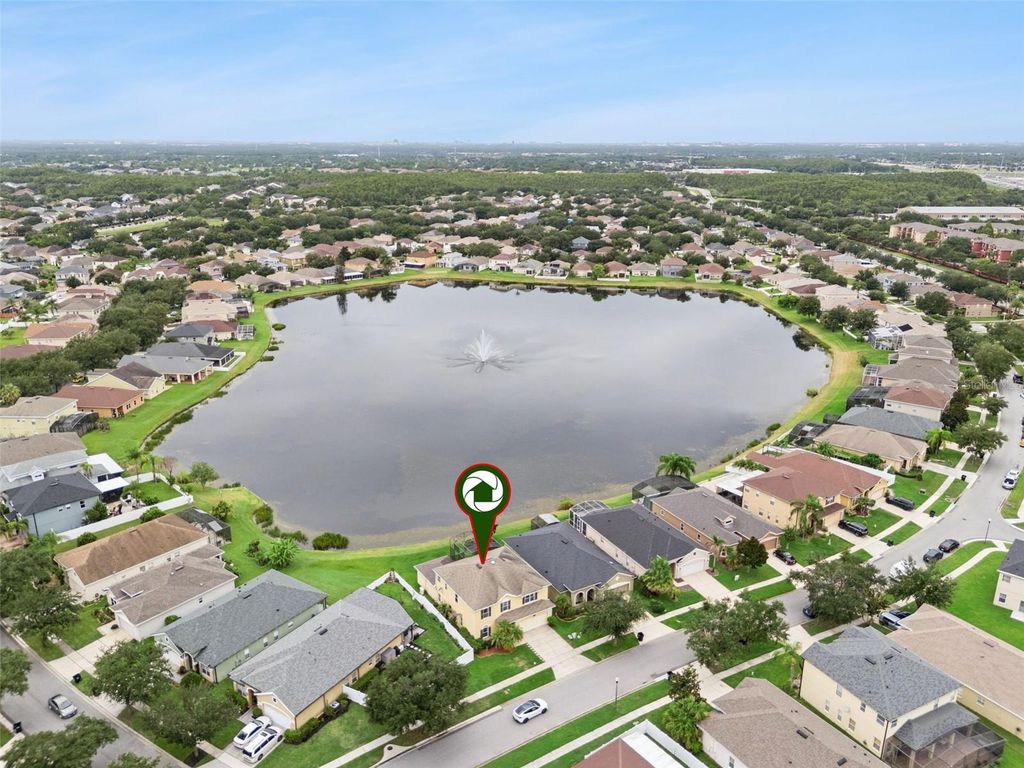 Image 41 of property listing at 12202 ACCIPITER DRIVE, Orlando, FL 32837