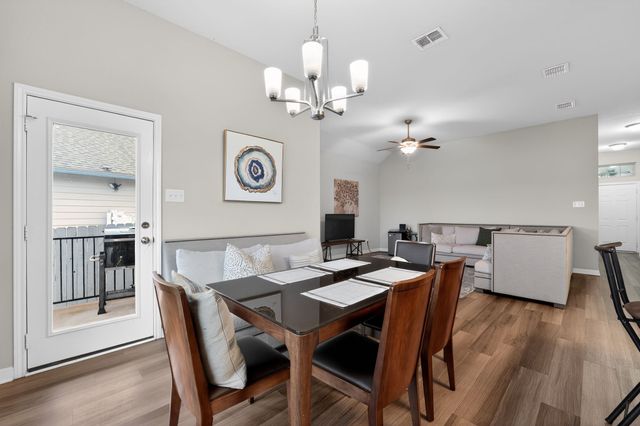 905 Mccandles Road, Waco, TX 76705