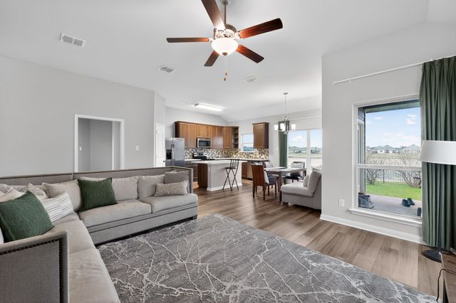 905 Mccandles Road, Waco, TX 76705