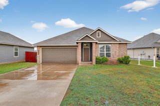 905 Mccandles Road, Waco, TX 76705