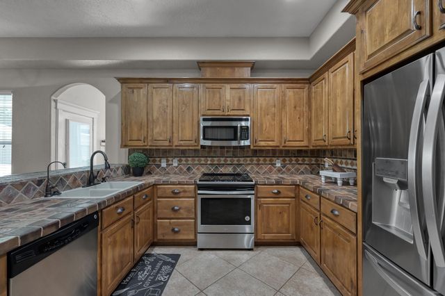 107 Ebner Lake Front Drive, Montgomery, TX 77316