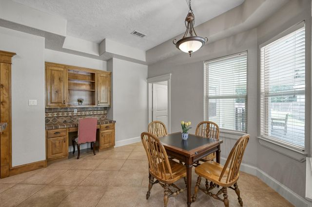 107 Ebner Lake Front Drive, Montgomery, TX 77316