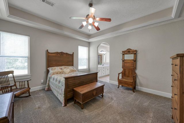 107 Ebner Lake Front Drive, Montgomery, TX 77316