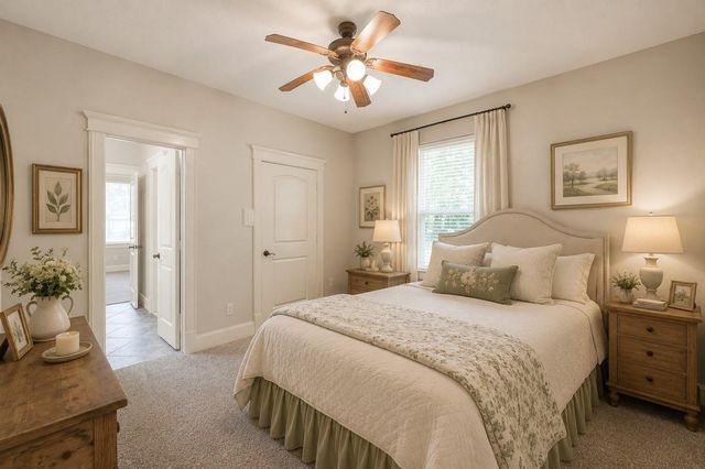 107 Ebner Lake Front Drive, Montgomery, TX 77316