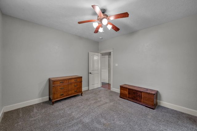 107 Ebner Lake Front Drive, Montgomery, TX 77316