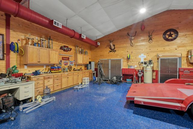 107 Ebner Lake Front Drive, Montgomery, TX 77316