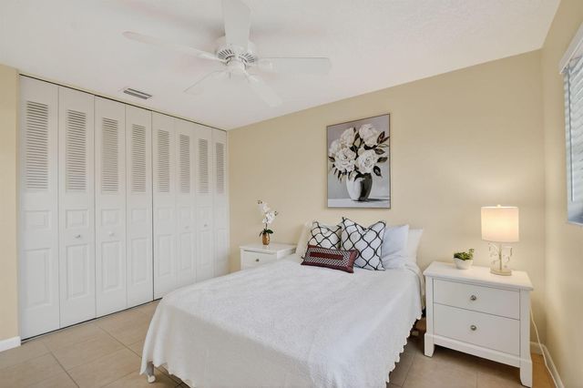 2787 Dudley Dr Apt D, West Palm Beach, FL 33415