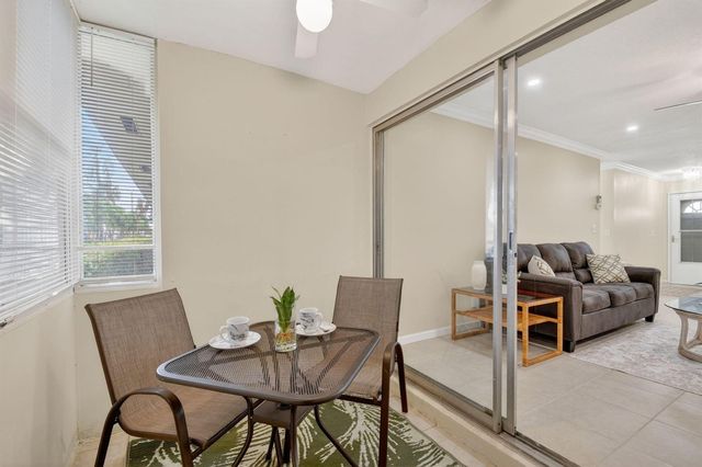 2787 Dudley Dr Apt D, West Palm Beach, FL 33415