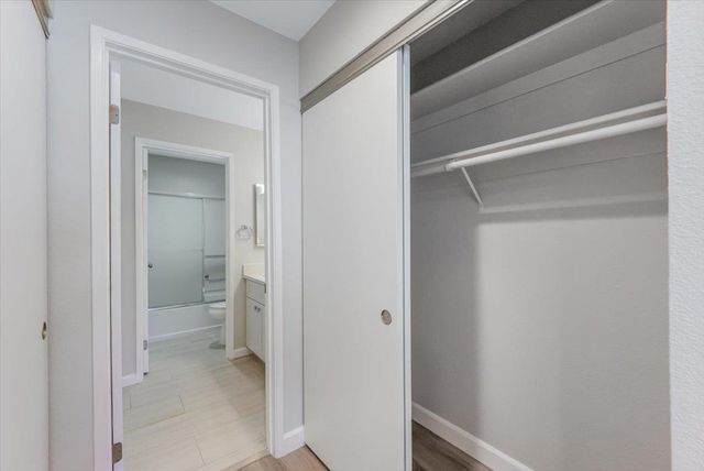 714 San Conrado Terrace 5, Sunnyvale, CA 94085