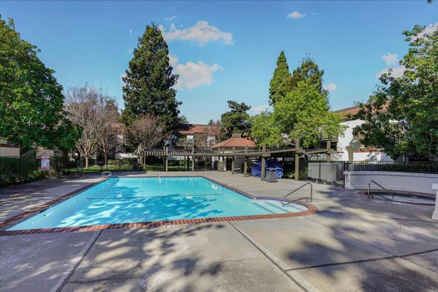714 San Conrado Terrace 5, Sunnyvale, CA 94085