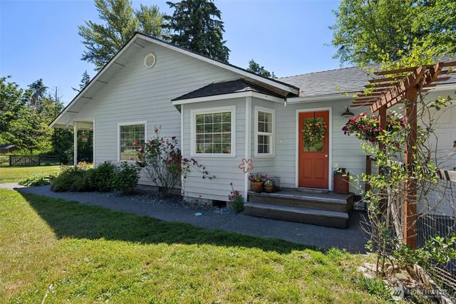 12301 401st Street E, Eatonville, WA 98328