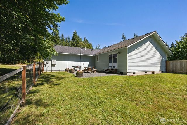 12301 401st Street E, Eatonville, WA 98328