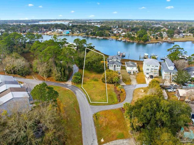 405 Creary St, Pensacola, FL 32507