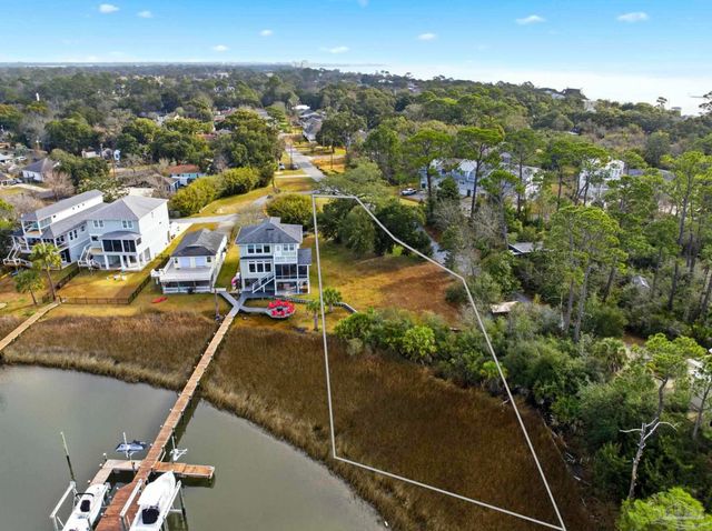 405 Creary St, Pensacola, FL 32507