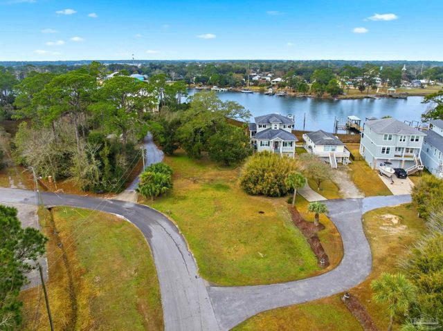 405 Creary St, Pensacola, FL 32507