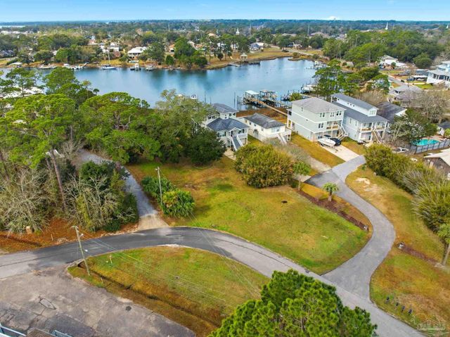 405 Creary St, Pensacola, FL 32507