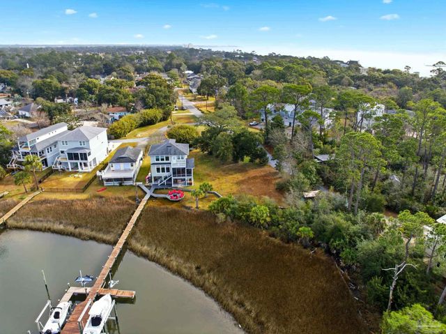 405 Creary St, Pensacola, FL 32507
