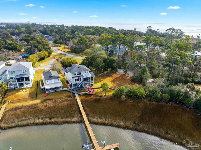 405 Creary St, Pensacola, FL 32507