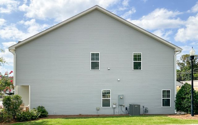 200 Button Willow St, Taylors, SC 29687