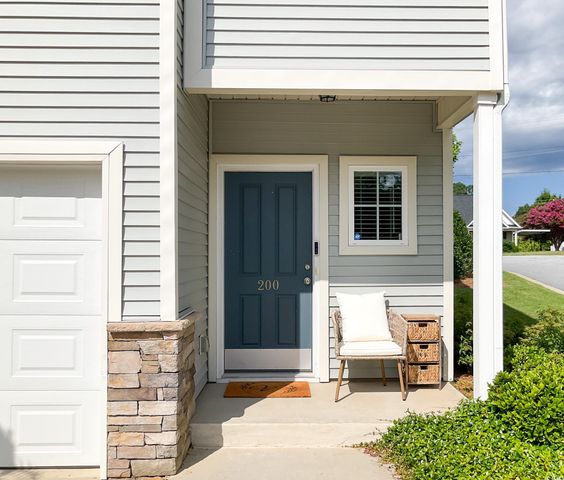 200 Button Willow St, Taylors, SC 29687