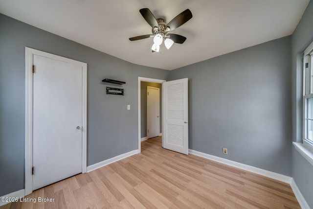 517 Harris Pl, Louisville, KY 40222