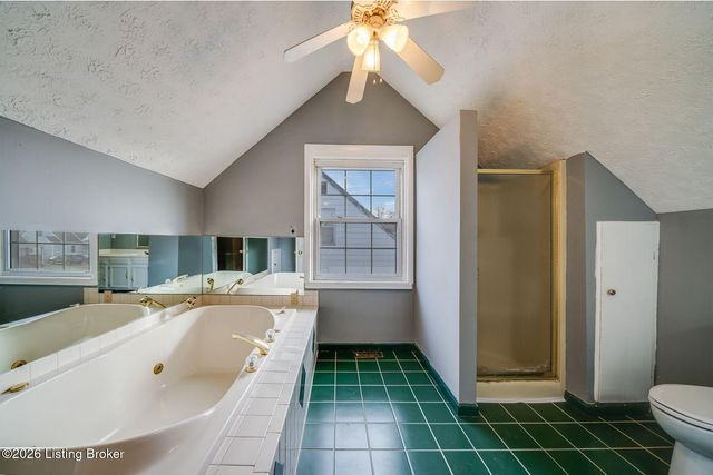 517 Harris Pl, Louisville, KY 40222