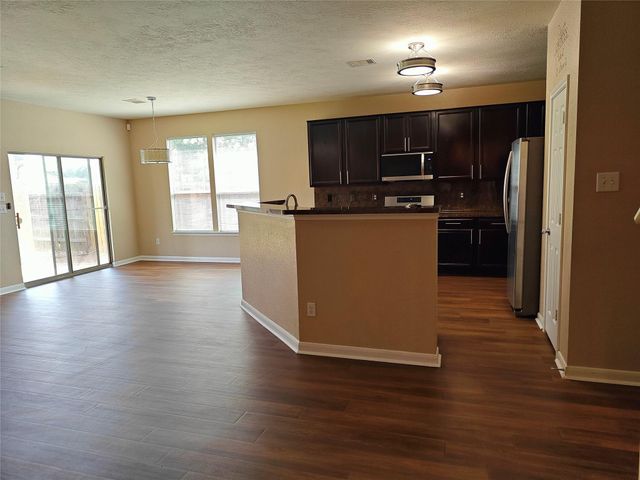 7915 Moss Springs Ct Court, Cypress, TX 77433