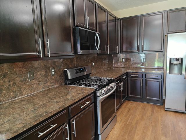 7915 Moss Springs Ct Court, Cypress, TX 77433