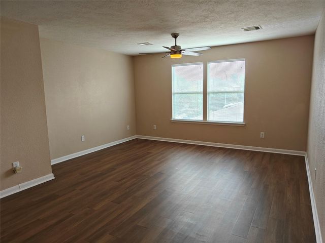 7915 Moss Springs Ct Court, Cypress, TX 77433