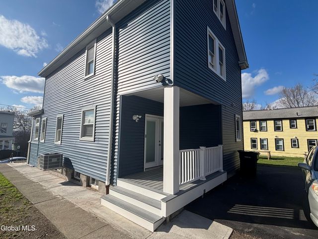 2208 12th Street, Troy, NY 12180