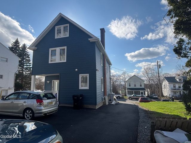 2208 12th Street, Troy, NY 12180