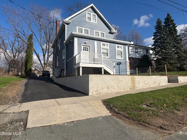 2208 12th Street, Troy, NY 12180