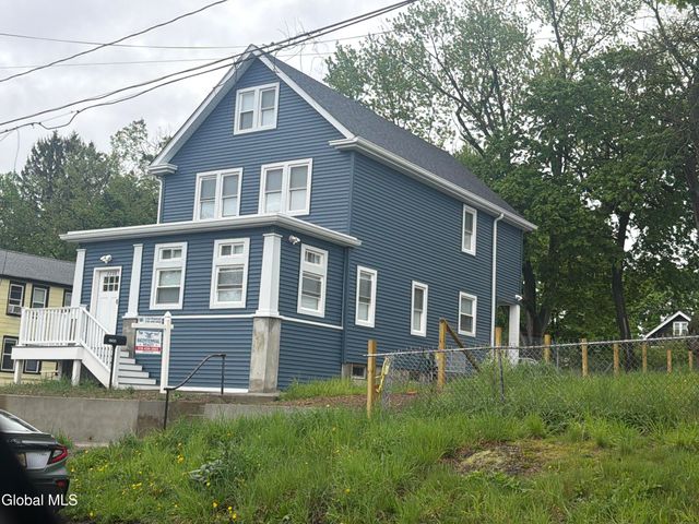2208 12th Street, Troy, NY 12180