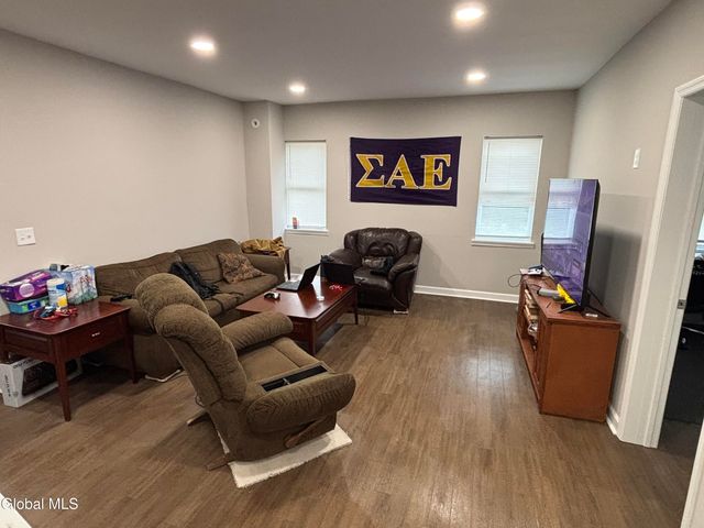 2208 12th Street, Troy, NY 12180