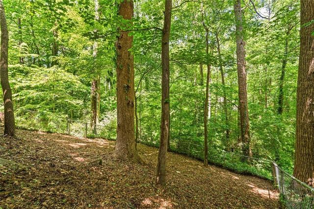 3465 Shawnee Trail SE, Smyrna, GA 30080