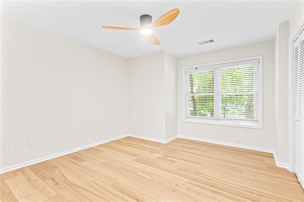 Image 18 of property listing at 3465 Shawnee Trail SE, Smyrna, GA 30080