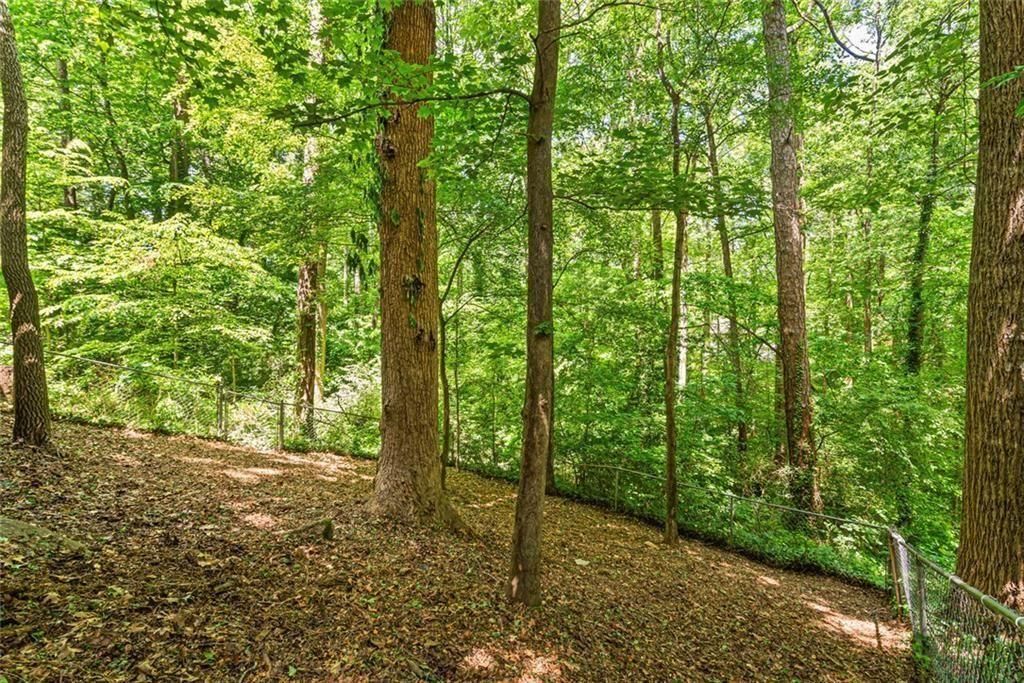 Image 29 of property listing at 3465 Shawnee Trail SE, Smyrna, GA 30080