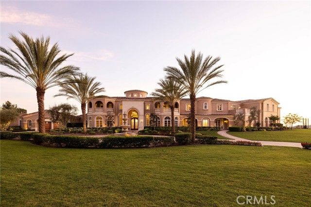 31902 Apuesto Way, Laguna Hills, CA 92679